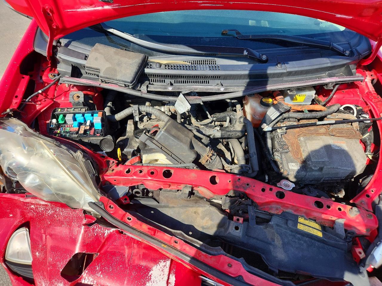 TOYOTA PRIUS C 2014 — 12