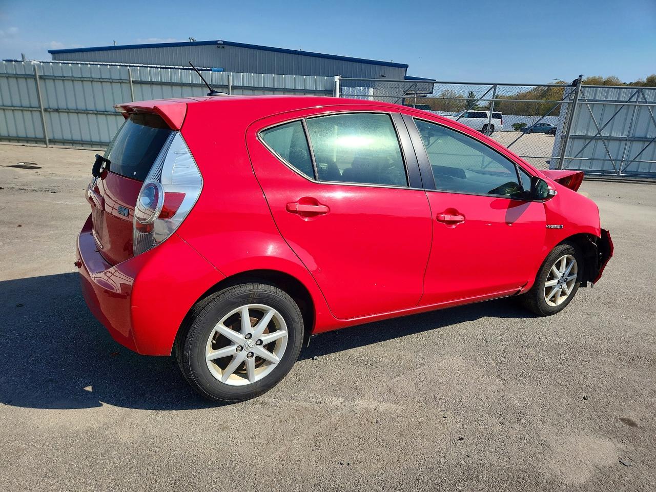 TOYOTA PRIUS C 2014 — 4