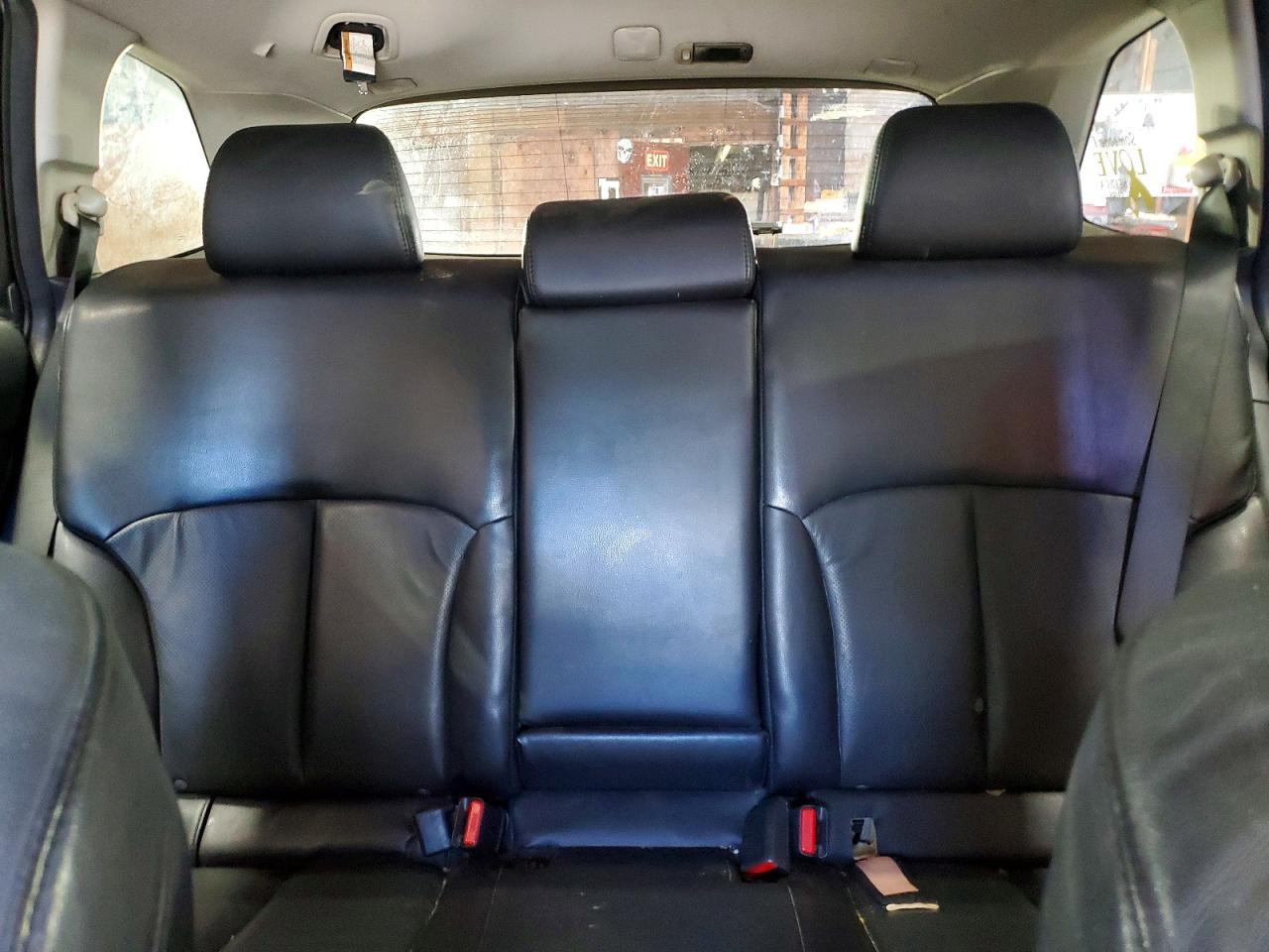 SUBARU OUTBACK 2011 — 11