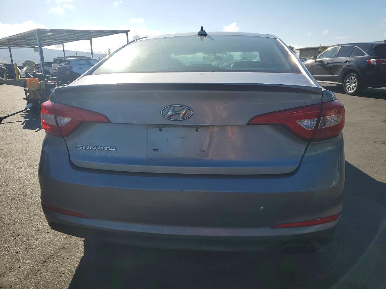 HYUNDAI SONATA 2015 — 7