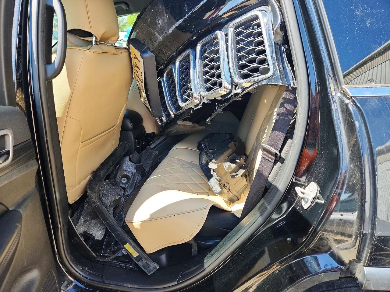 JEEP GRAND CHEROKEE 2019 — 12