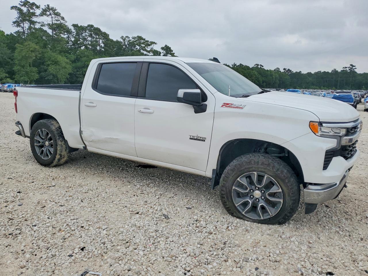 CHEVROLET SILVERADO 2024 — 5