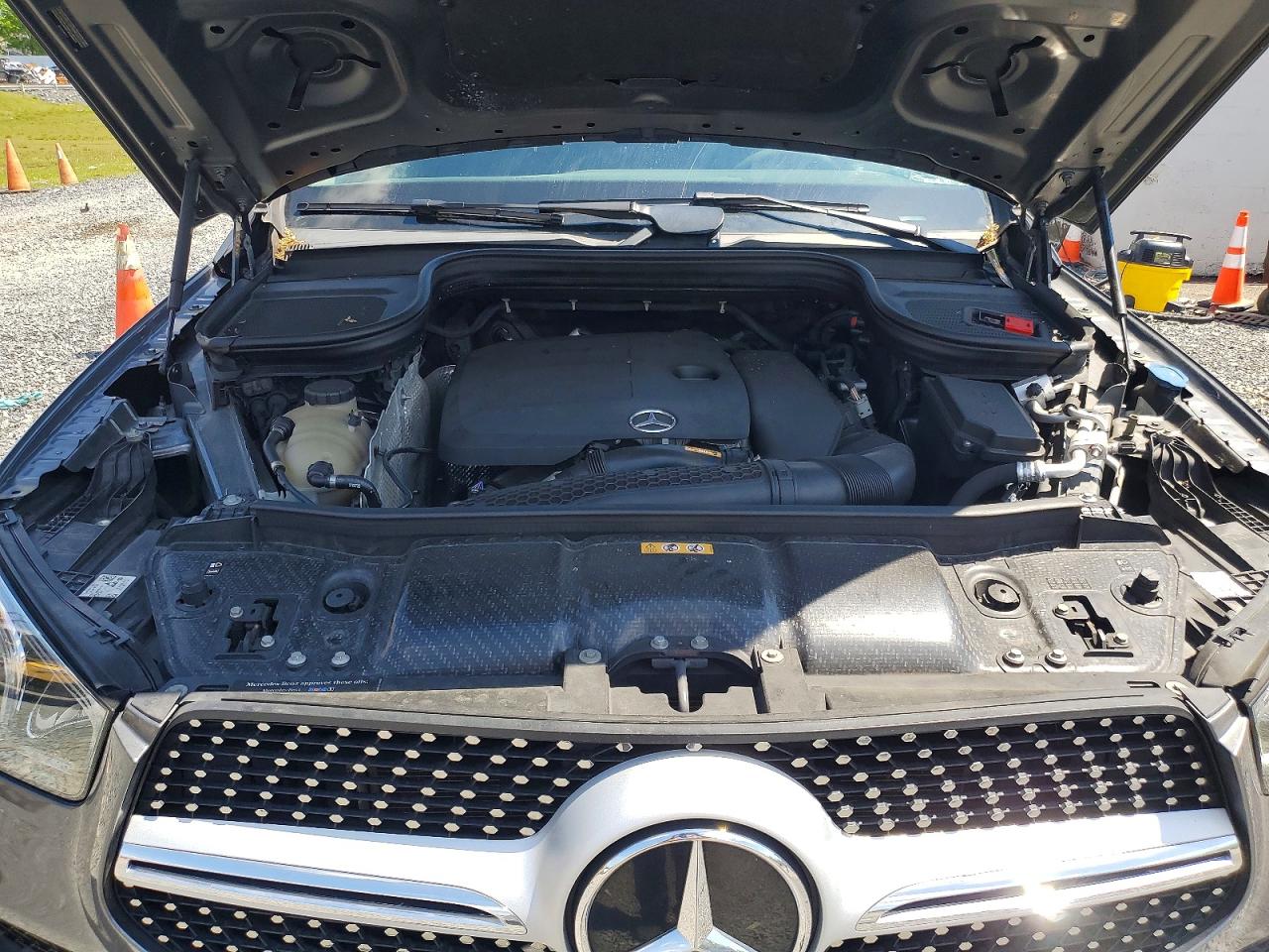 MERCEDES-BENZ GLE 2020 — 13
