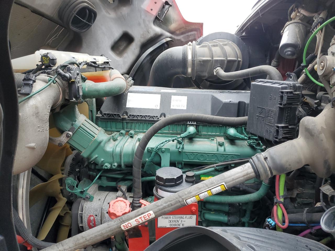 VOLVO VNL 2021 — 8