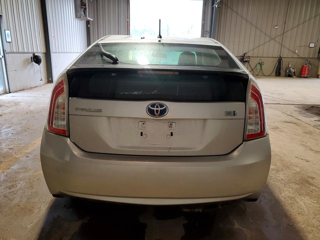 TOYOTA PRIUS 2013 — 7