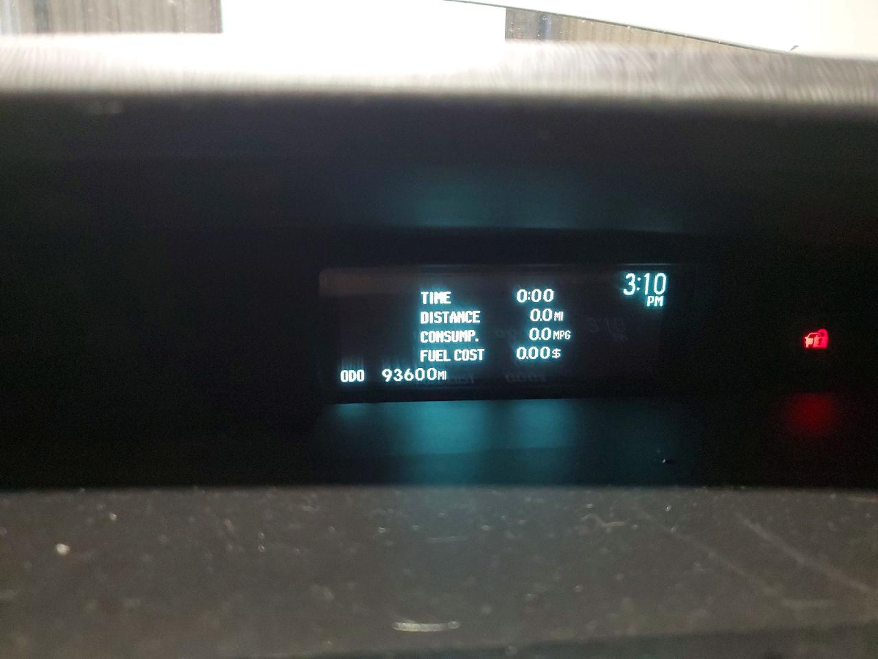TOYOTA PRIUS 2013 — 10