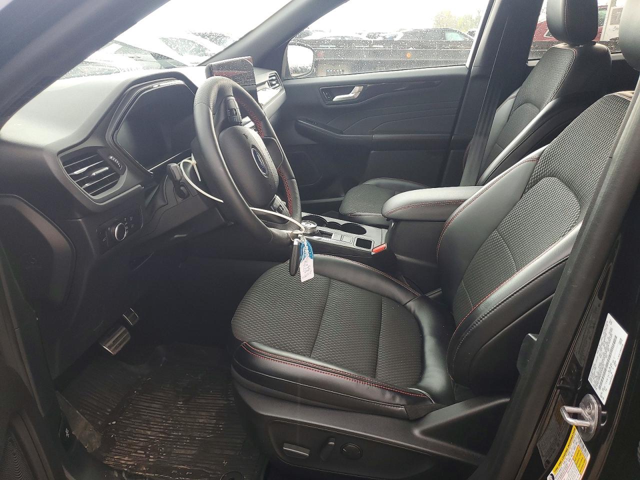 FORD ESCAPE 2023 — 8