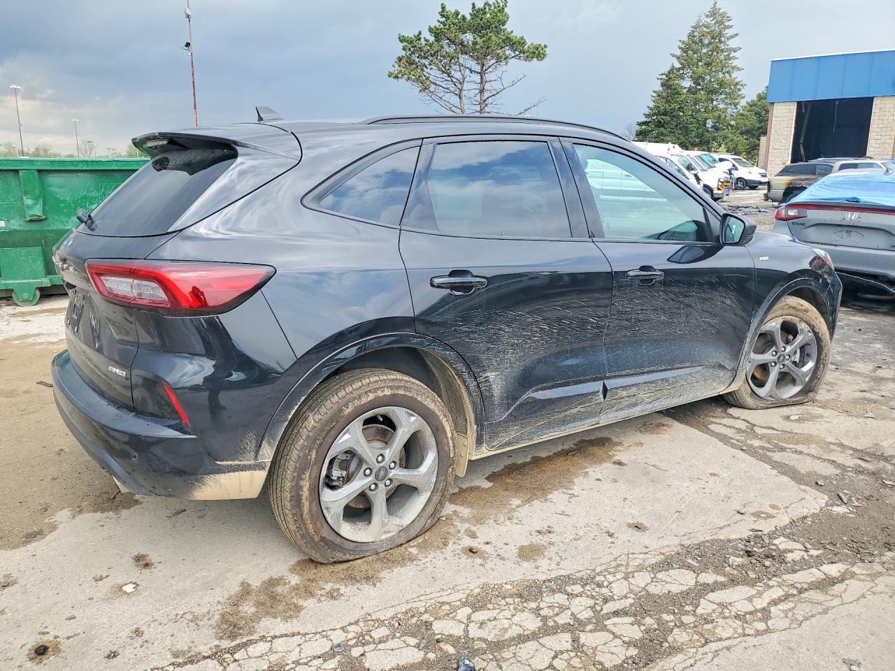 FORD ESCAPE 2023 — 4