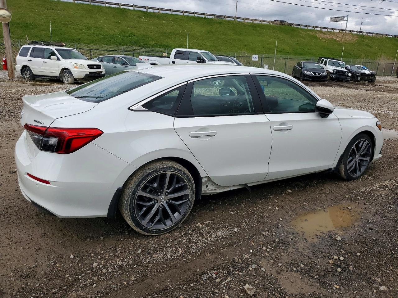 HONDA CIVIC 2023 — 4