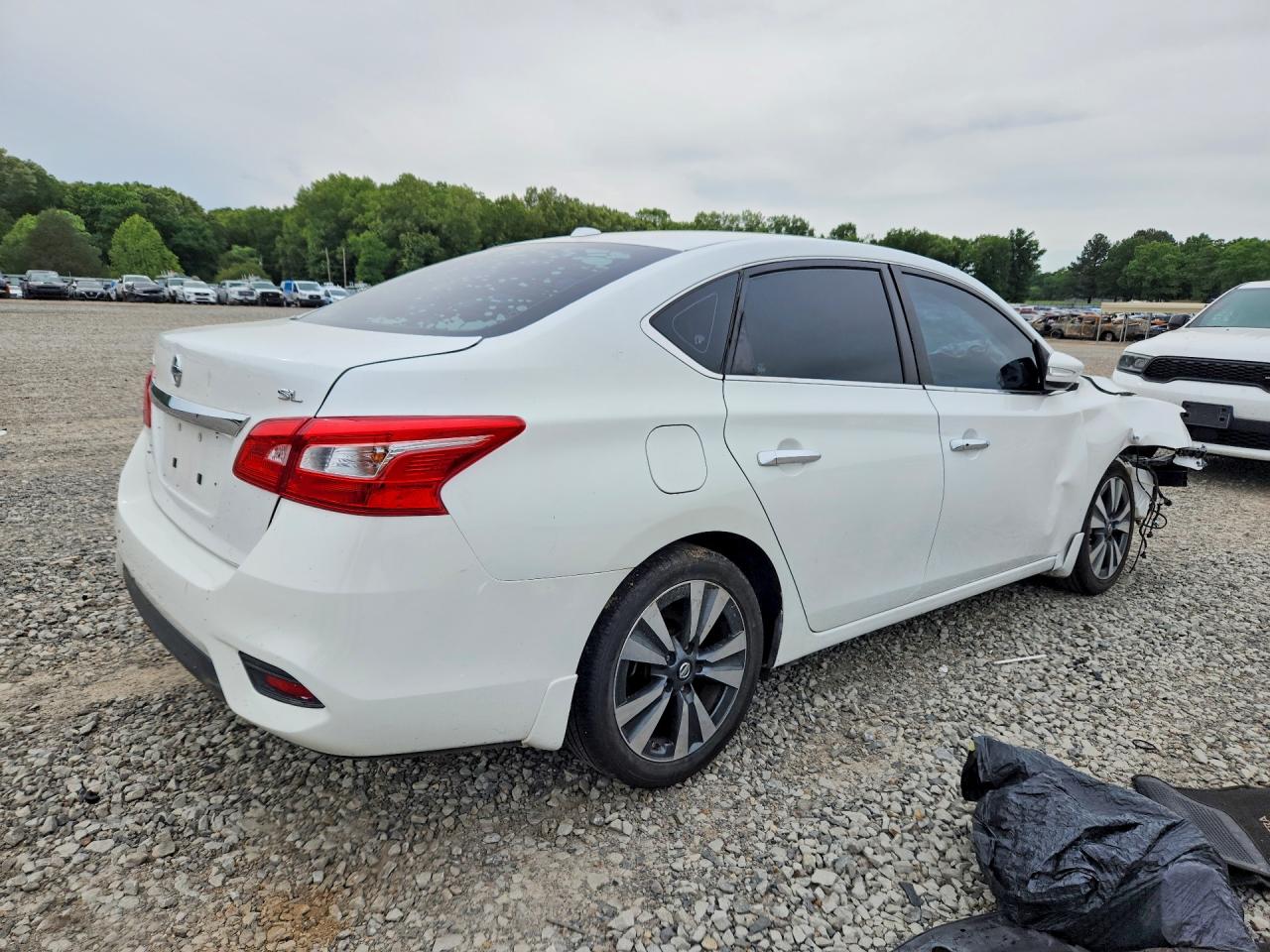 NISSAN SENTRA 2016 — 4