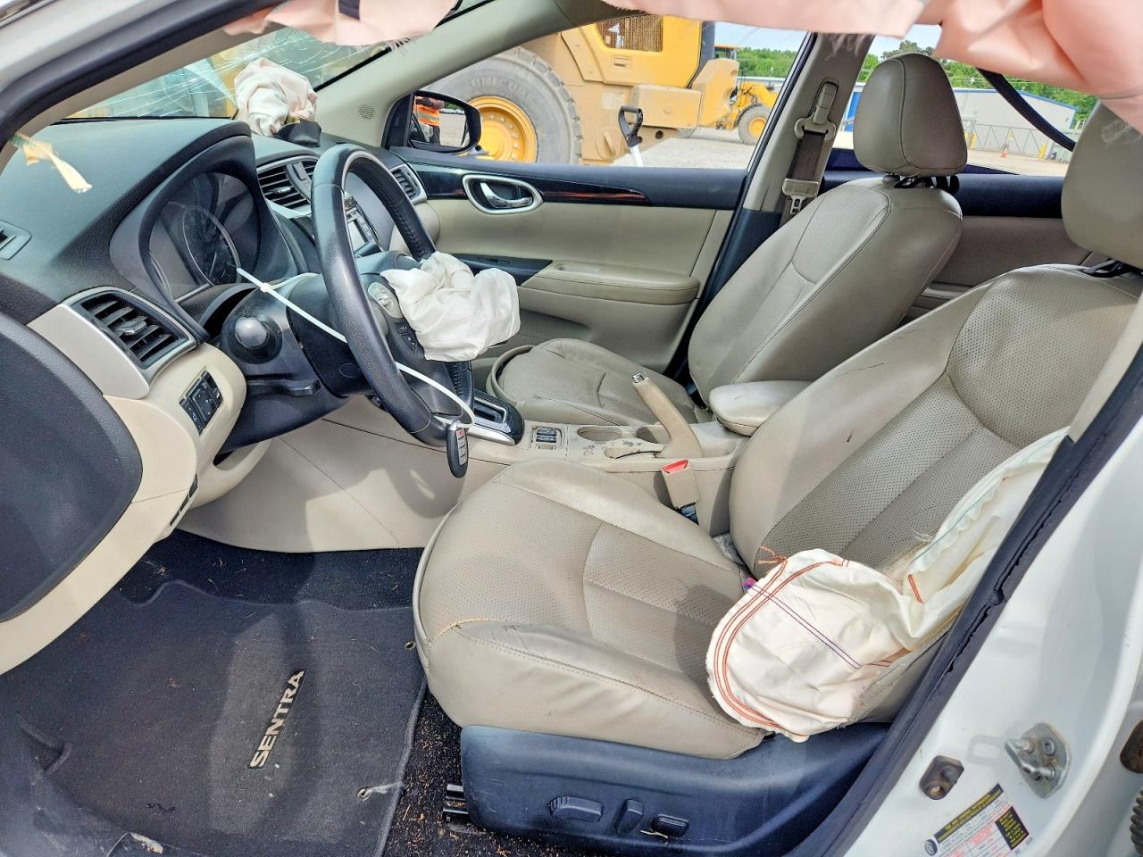 NISSAN SENTRA 2016 — 8