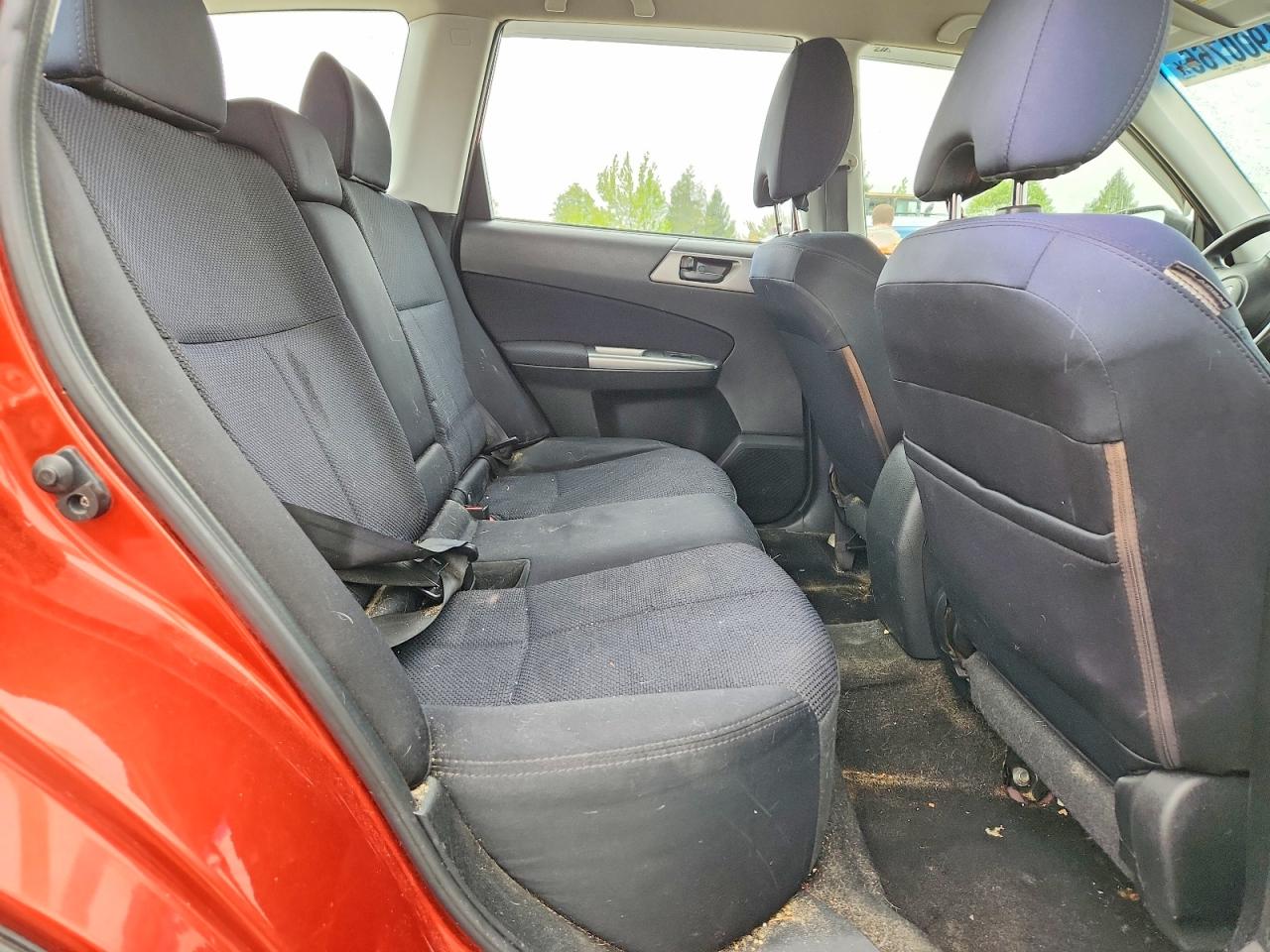 SUBARU FORESTER 2011 — 12