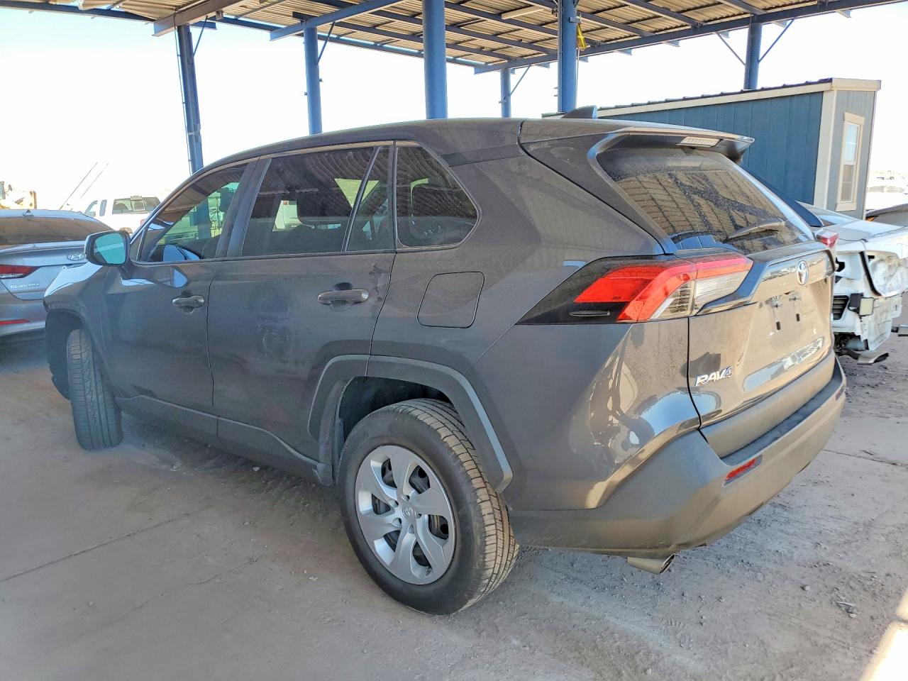 TOYOTA RAV4 2025 — 3