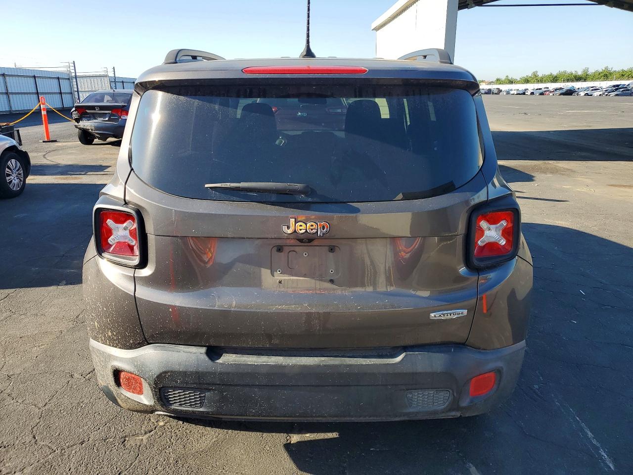 JEEP RENEGADE 2017 — 7