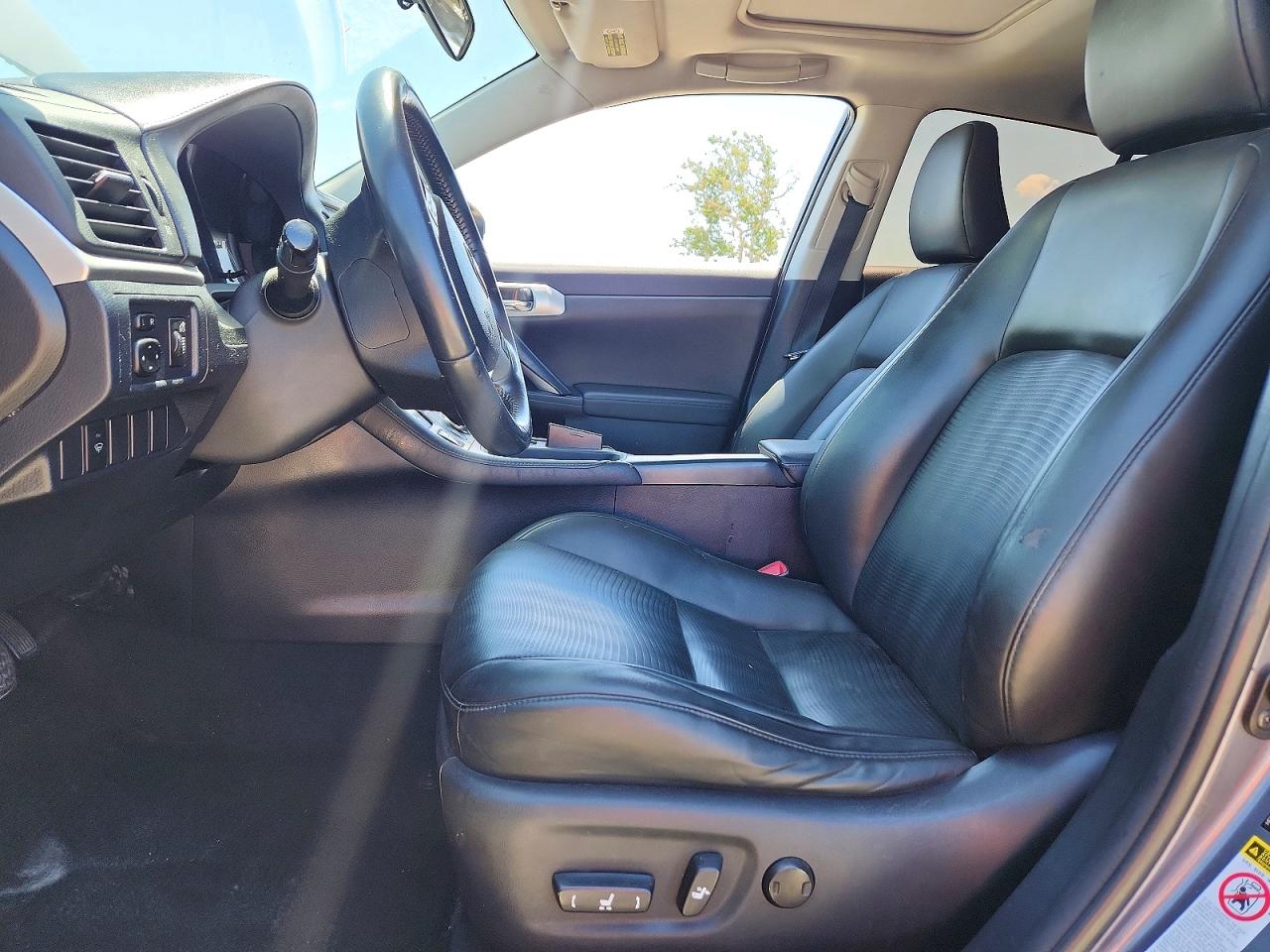 LEXUS CT 2012 — 8