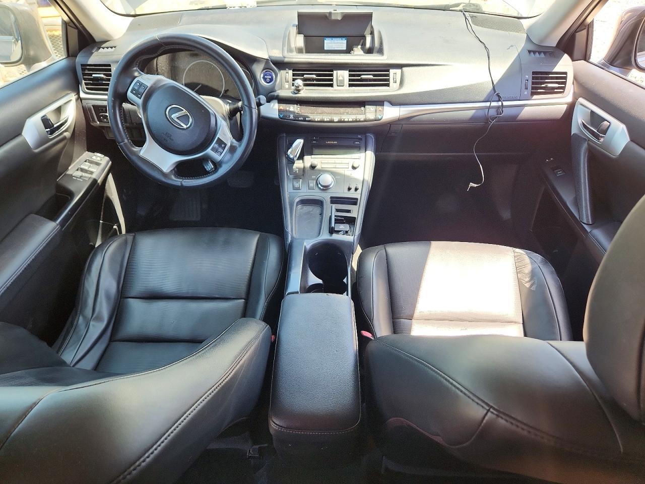 LEXUS CT 2012 — 9