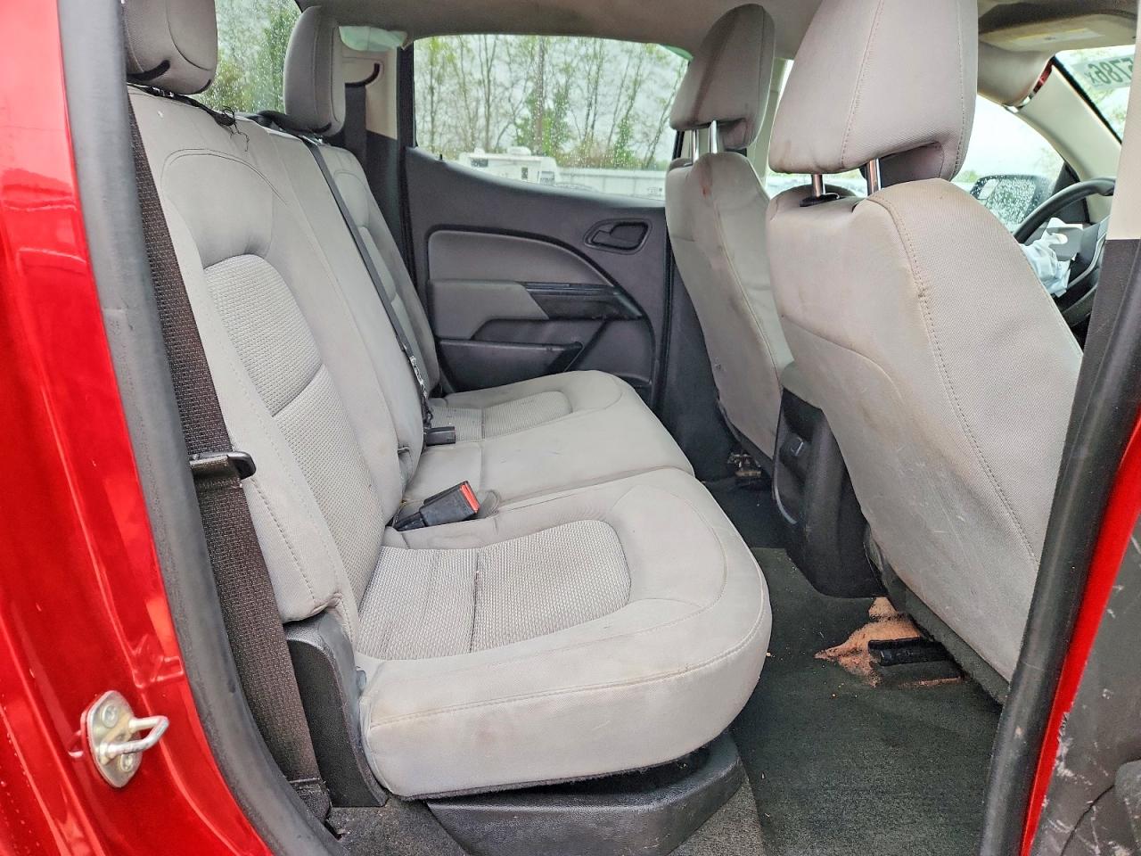 CHEVROLET COLORADO 2015 — 11