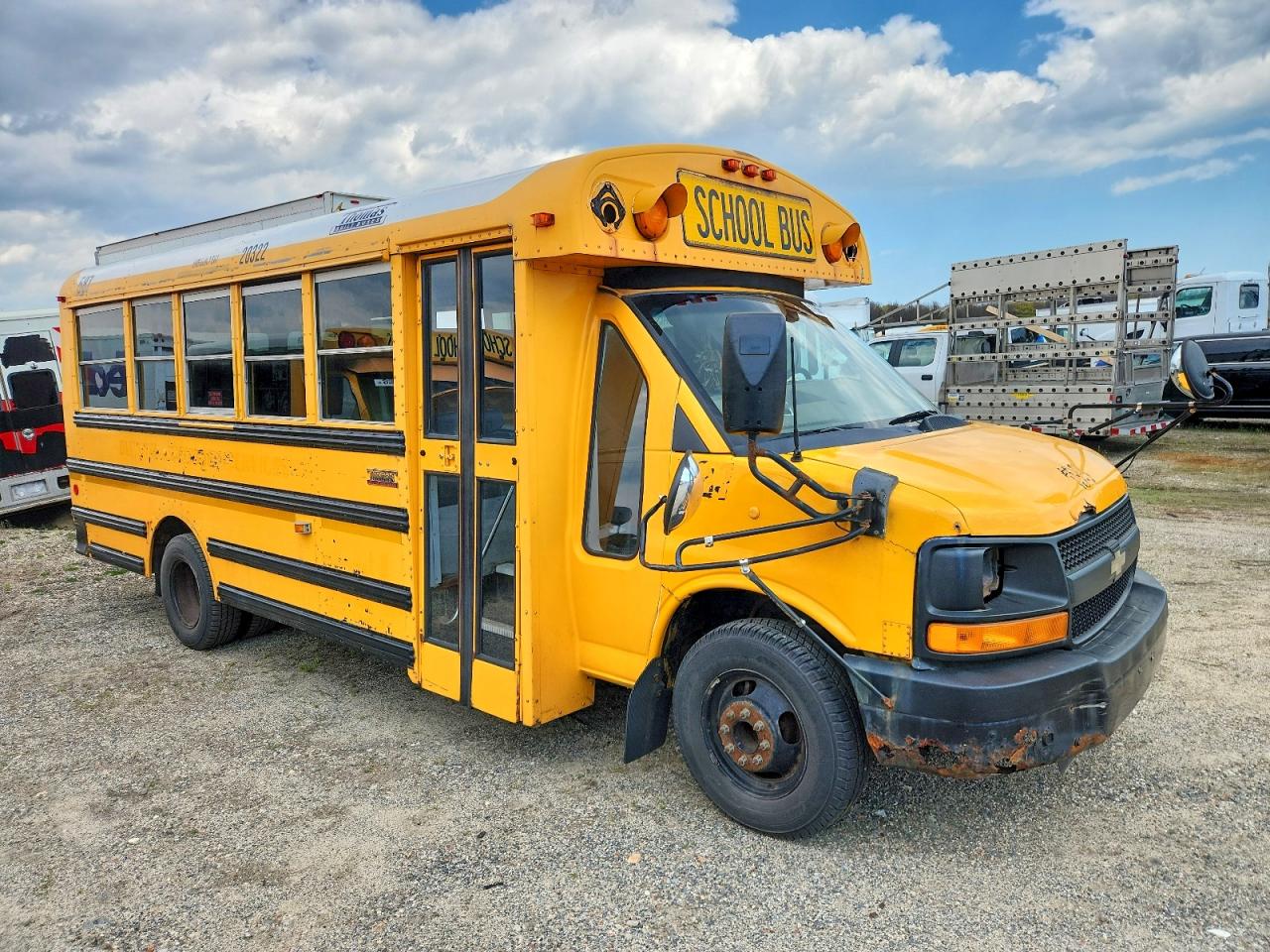2010 THOMAS MINOTOUR G3500