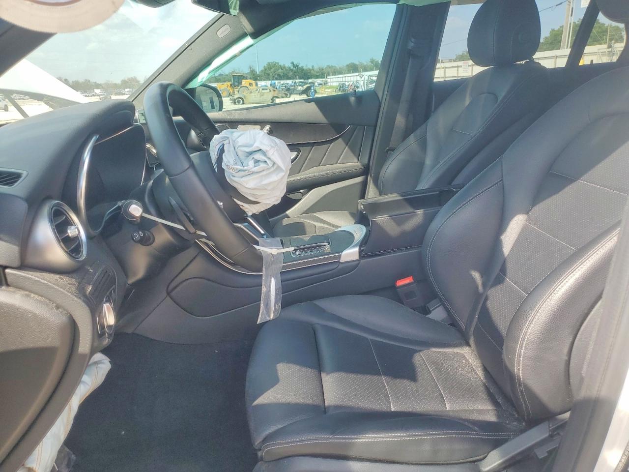 MERCEDES-BENZ GLC 2022 — 8