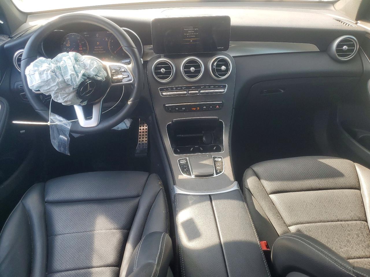MERCEDES-BENZ GLC 2022 — 9