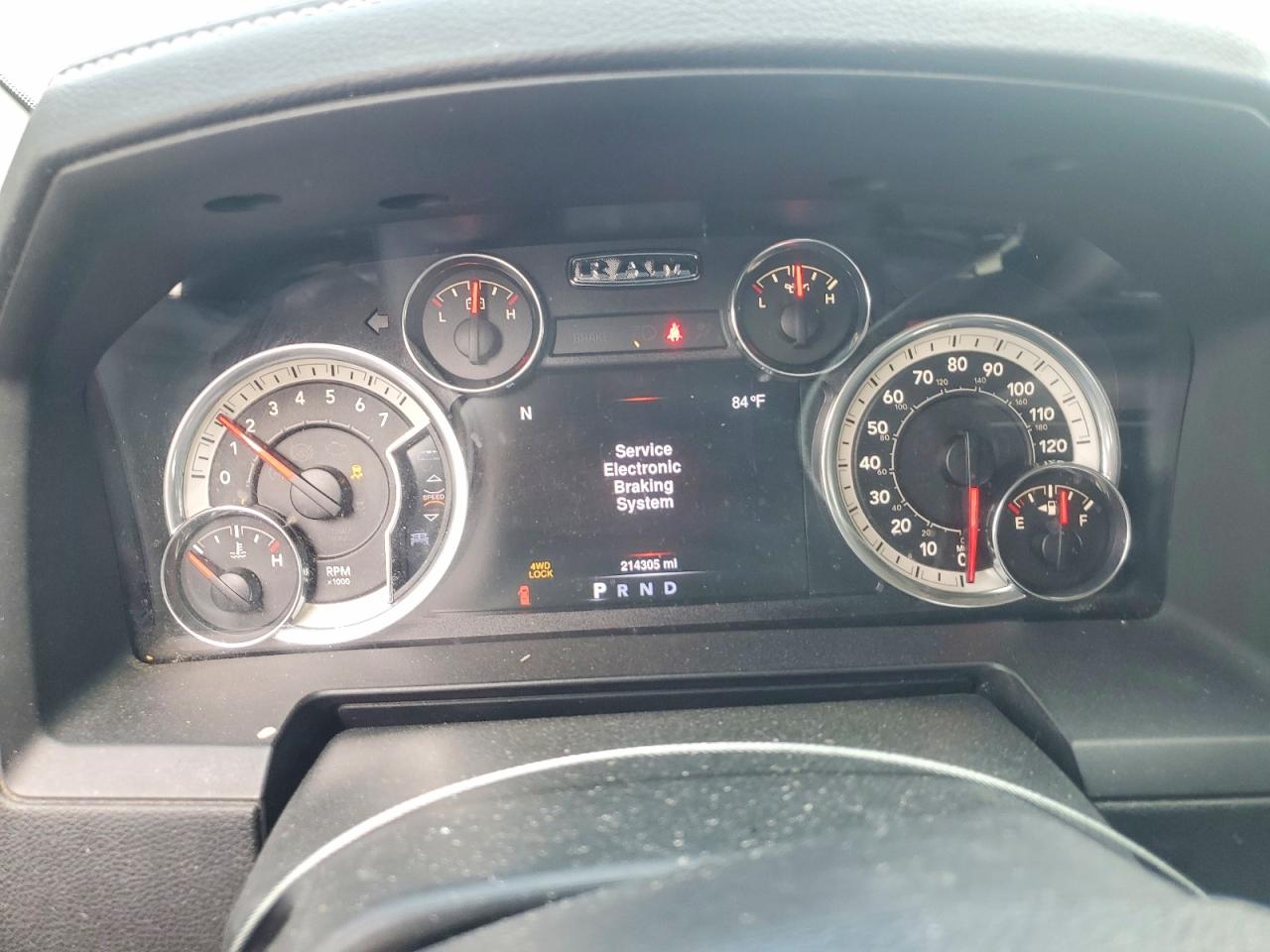 RAM 1500 2016 — 10