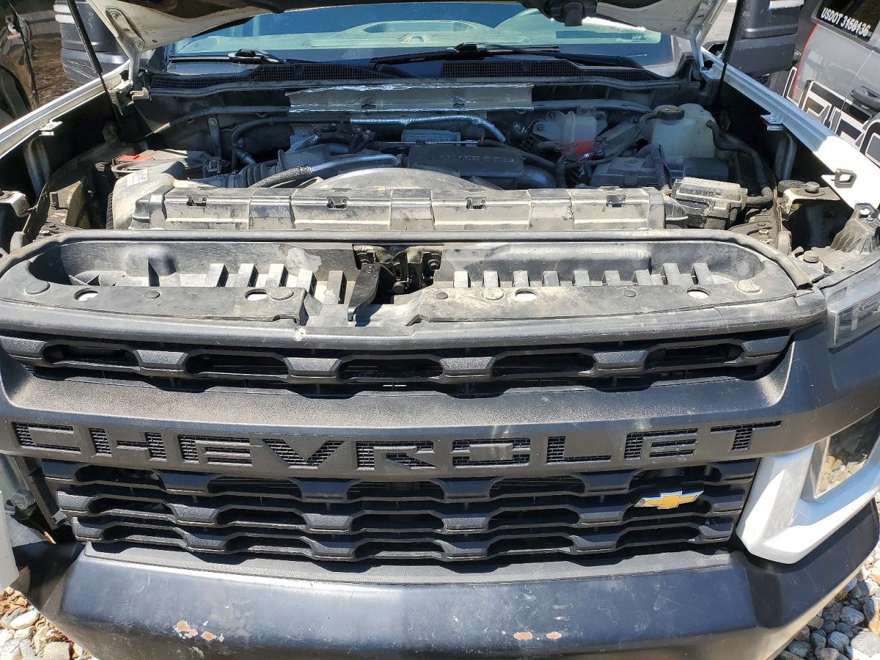 CHEVROLET SILVERADO 2020 — 13