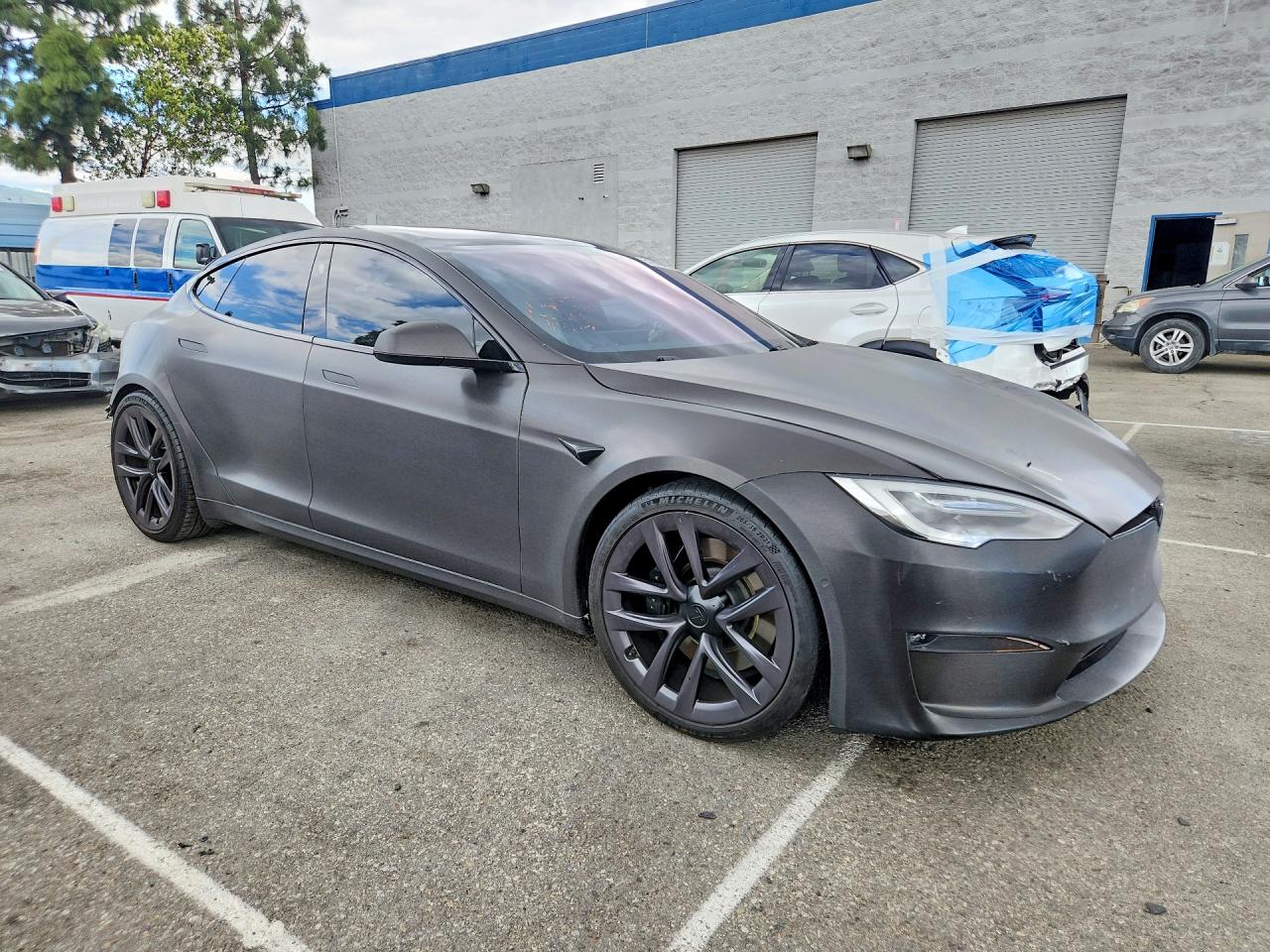TESLA MODEL S 2021 — 5