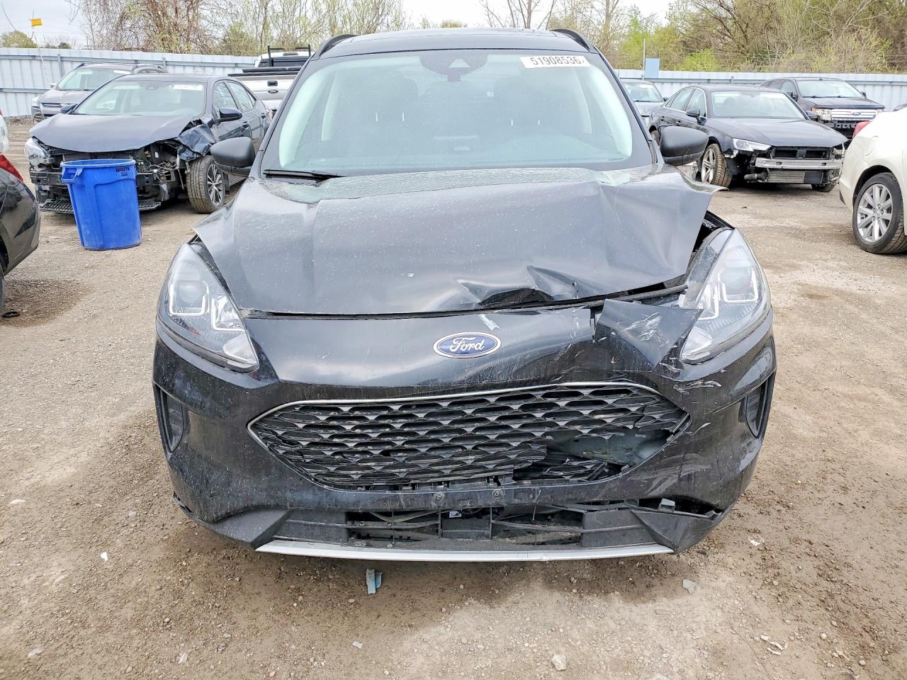 FORD ESCAPE 2022 — 6