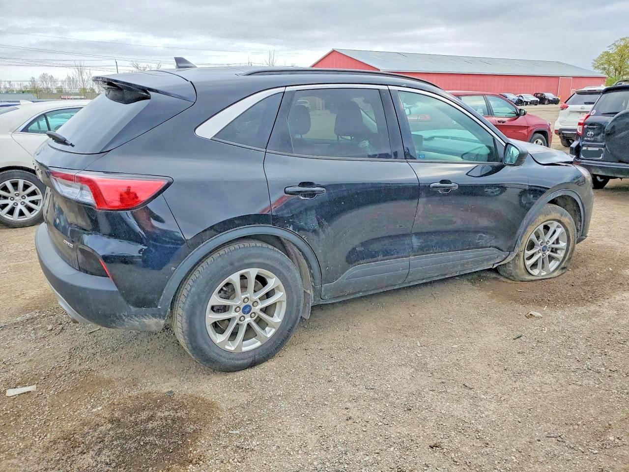 FORD ESCAPE 2022 — 4