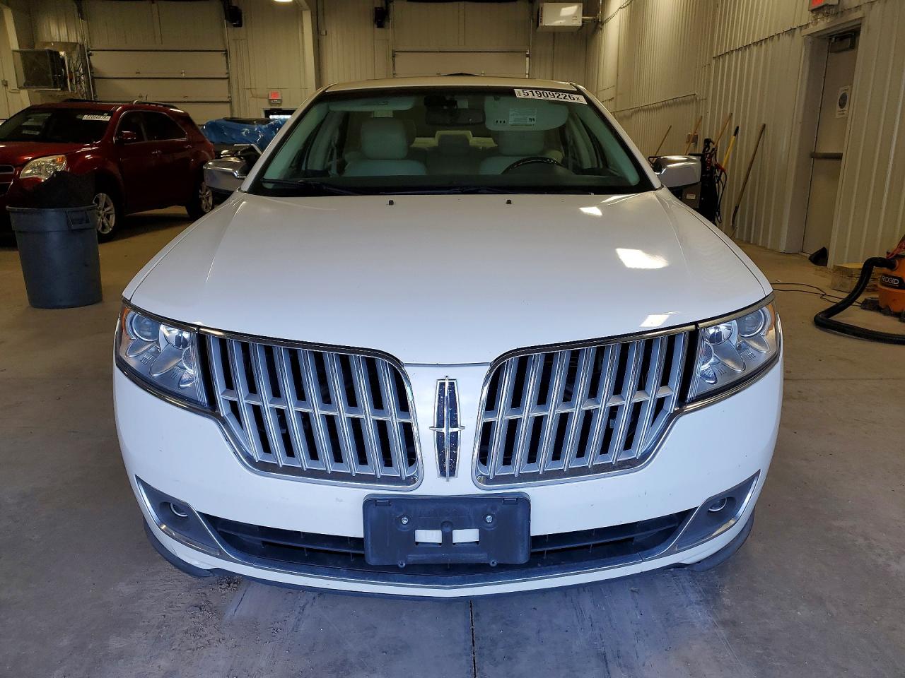 LINCOLN MKZ 2012 — 6