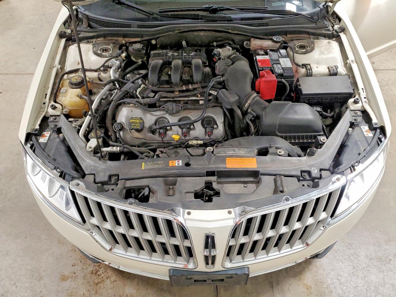 LINCOLN MKZ 2012 — 12