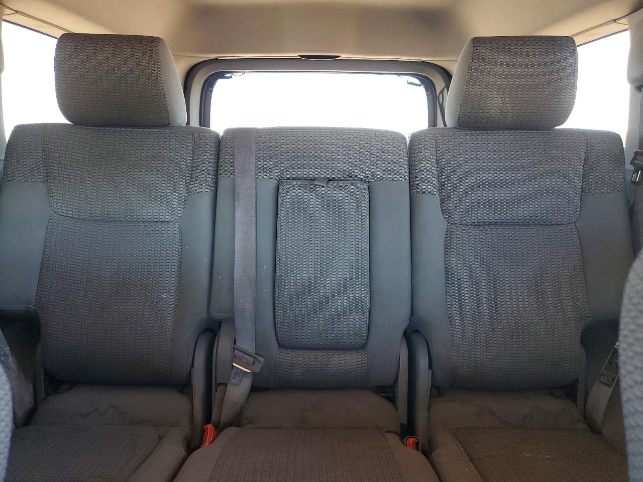 JEEP COMMANDER 2006 — 11