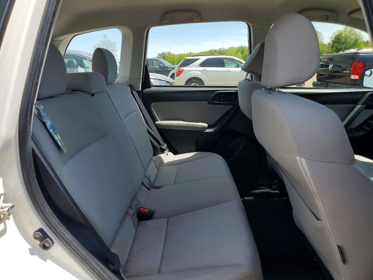SUBARU FORESTER 2017 — 12