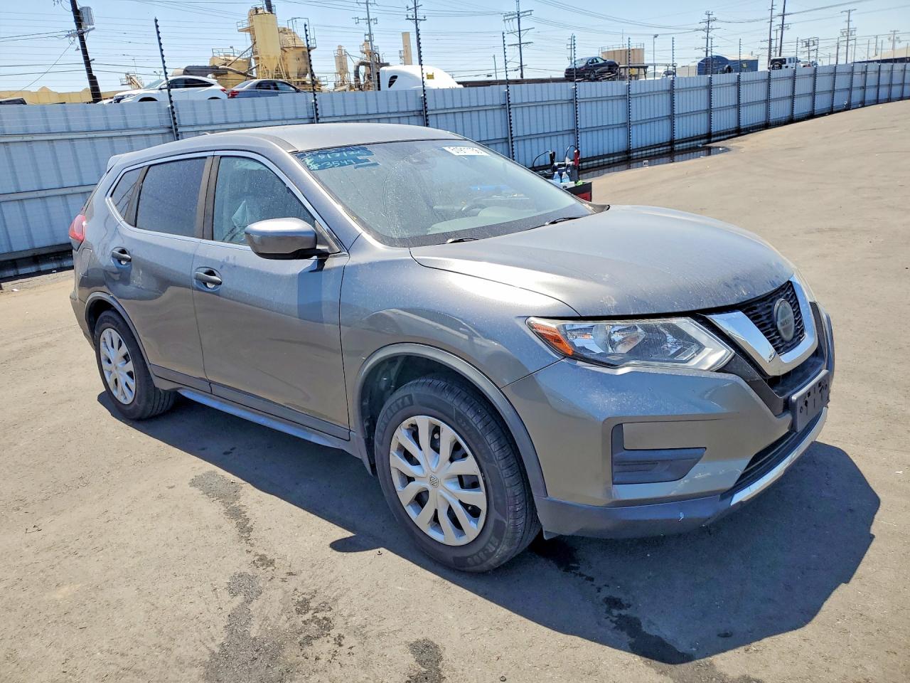 NISSAN ROGUE 2019 — 5