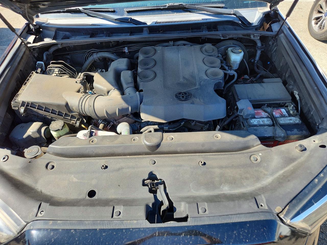 TOYOTA 4RUNNER 2016 — 12