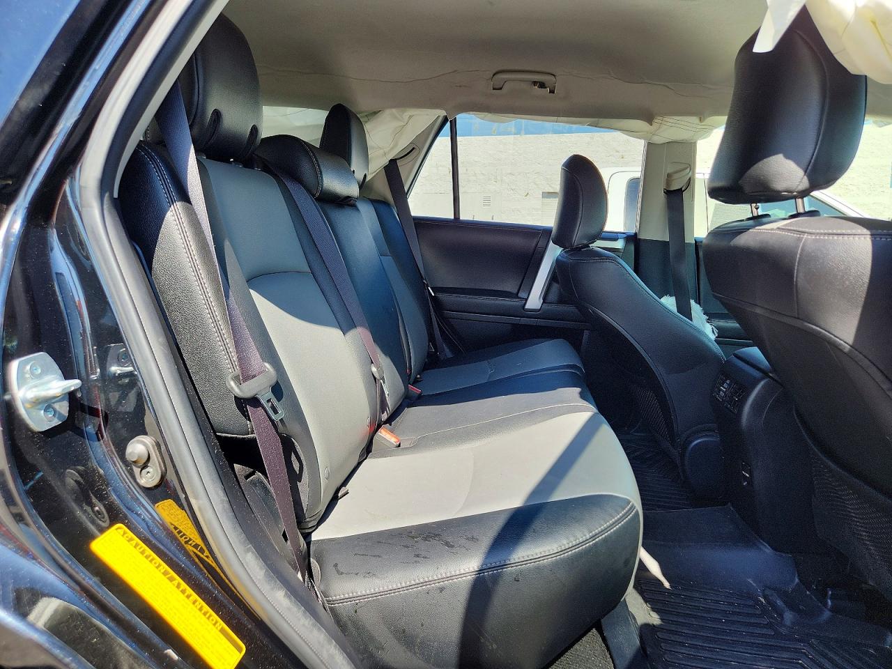TOYOTA 4RUNNER 2016 — 11