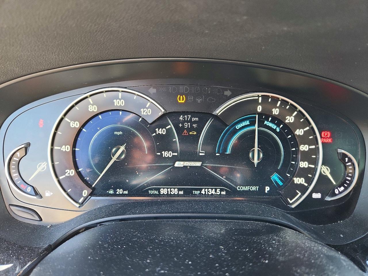 BMW 530E 2018 — 10