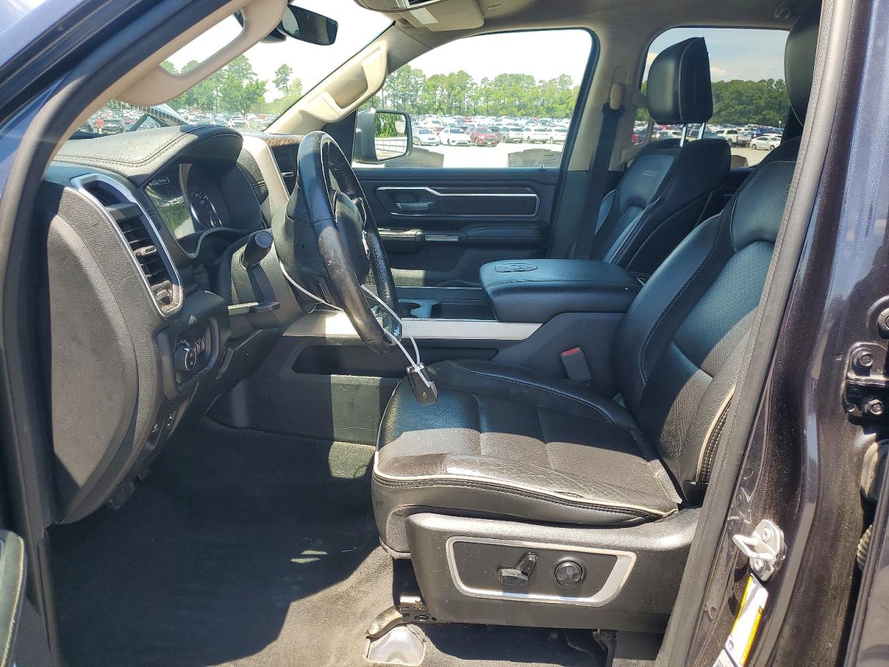 RAM 1500 2020 — 8
