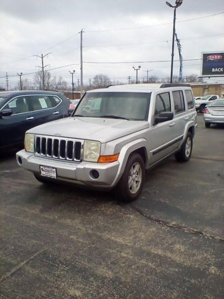 2008 JEEP COMMANDER SPORT
