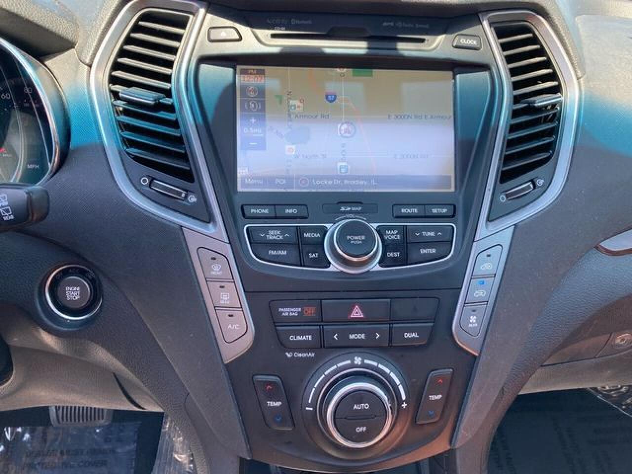 HYUNDAI SANTA FE 2014 — 16