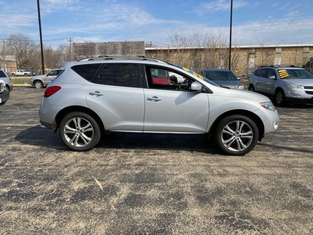 2010 NISSAN MURANO S