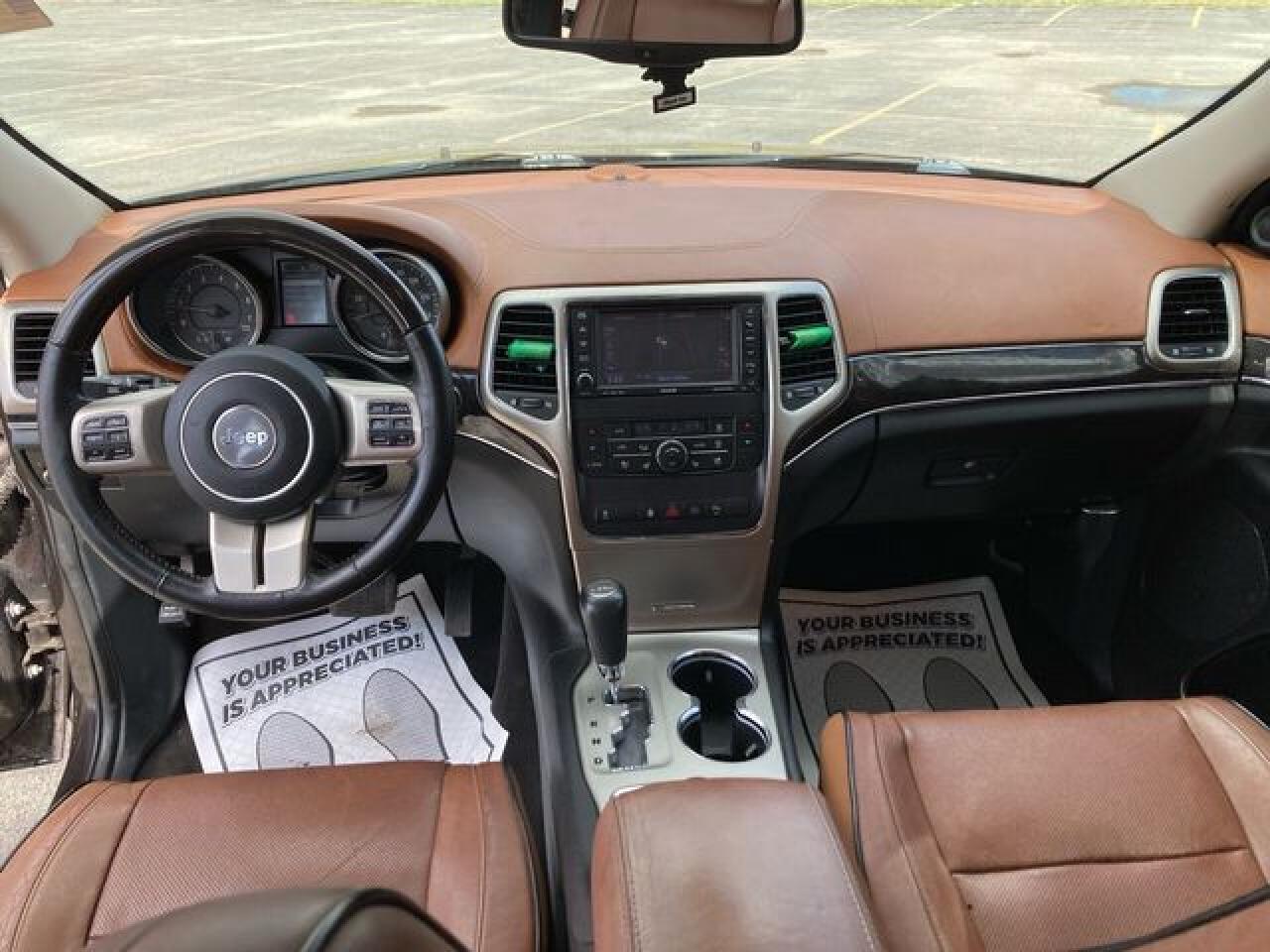 JEEP GRAND CHEROKEE 2011 — 19