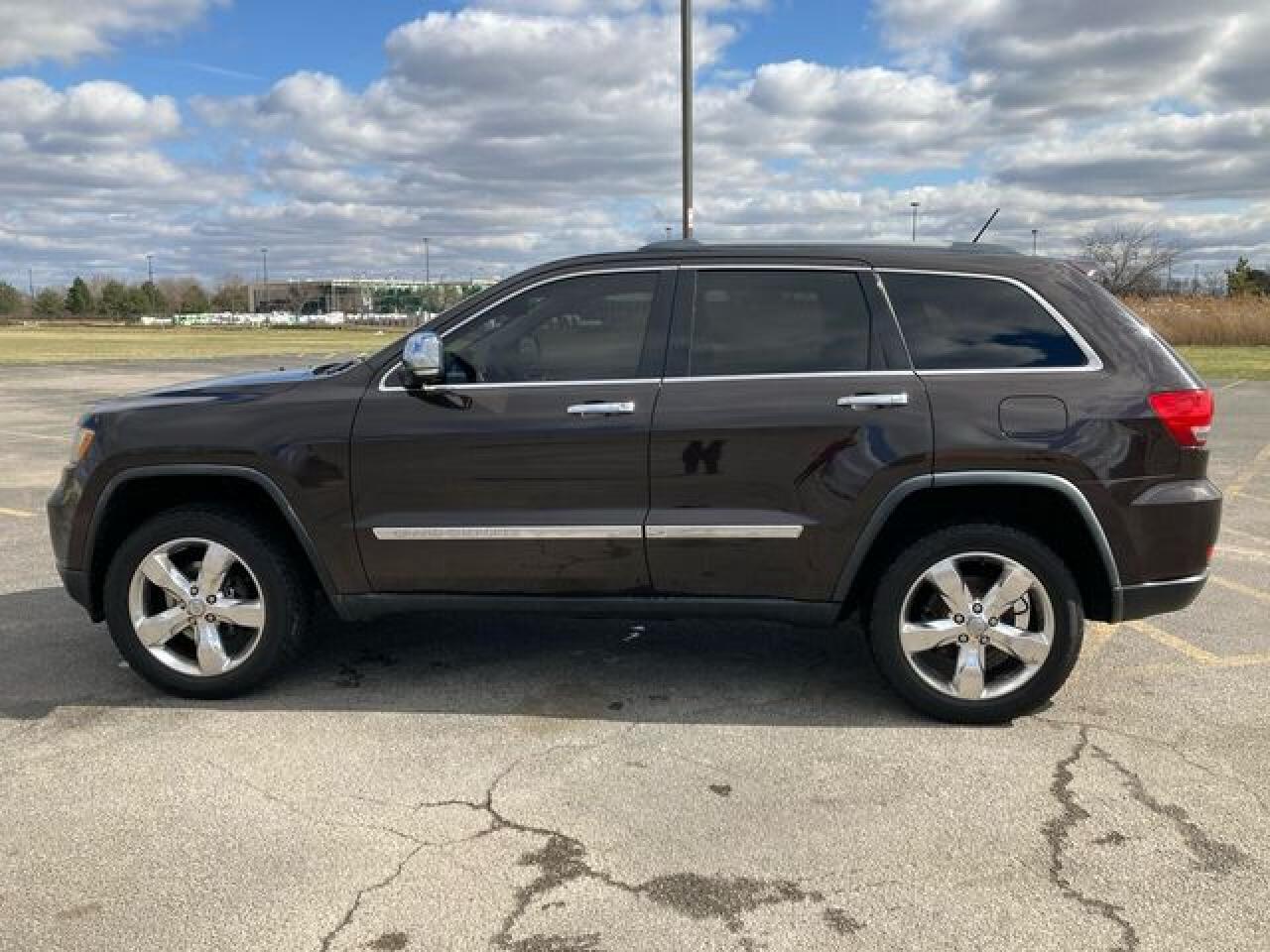 JEEP GRAND CHEROKEE 2011 — 9