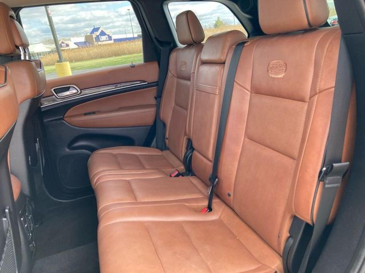 JEEP GRAND CHEROKEE 2011 — 21