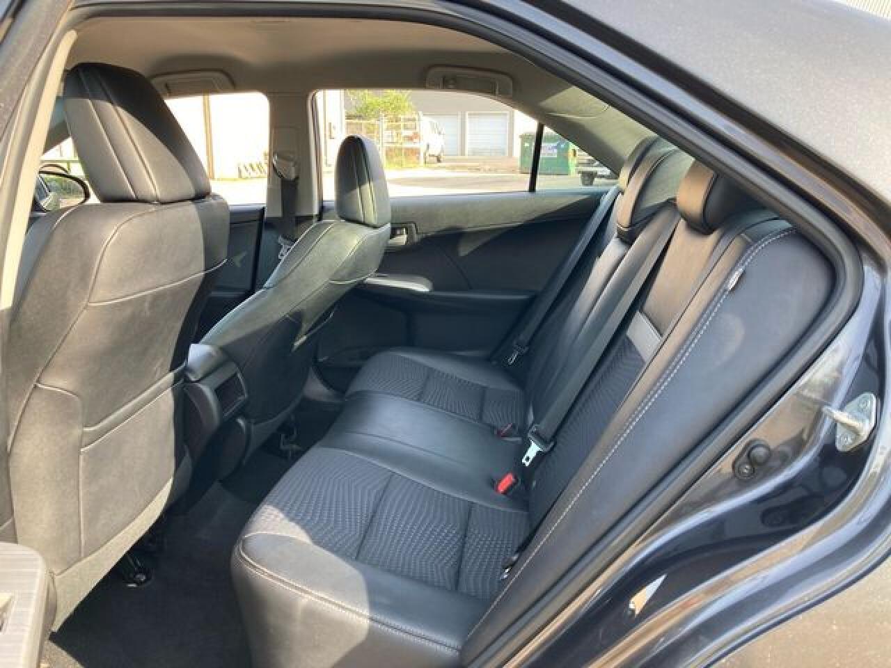 TOYOTA CAMRY 2012 — 18