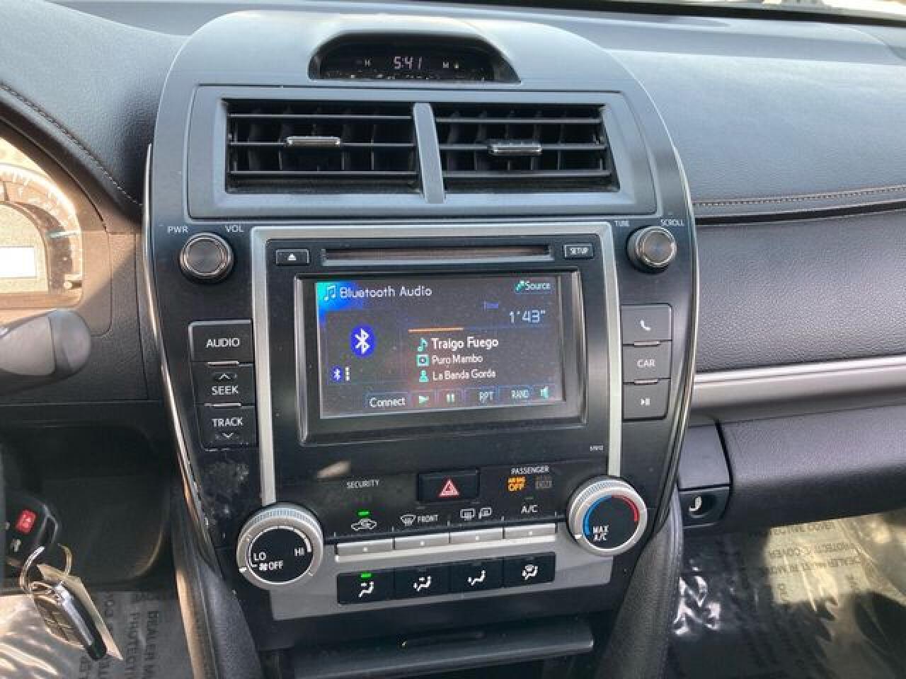 TOYOTA CAMRY 2012 — 15