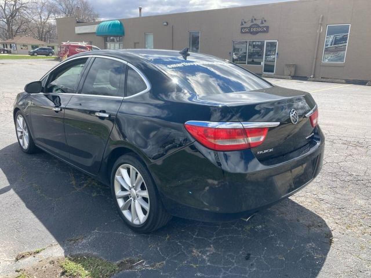BUICK VERANO 2012 — 9