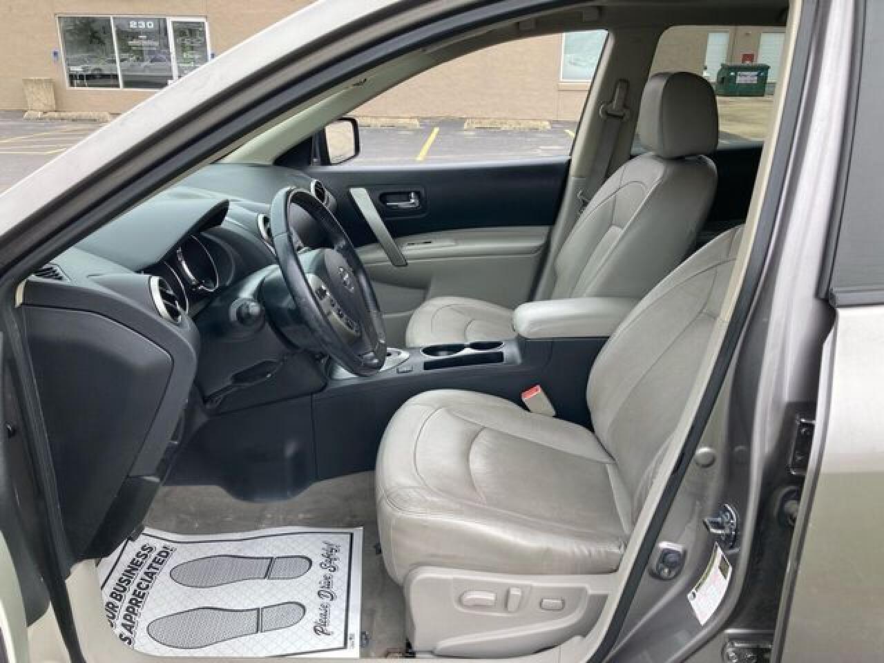 NISSAN ROGUE 2010 — 10