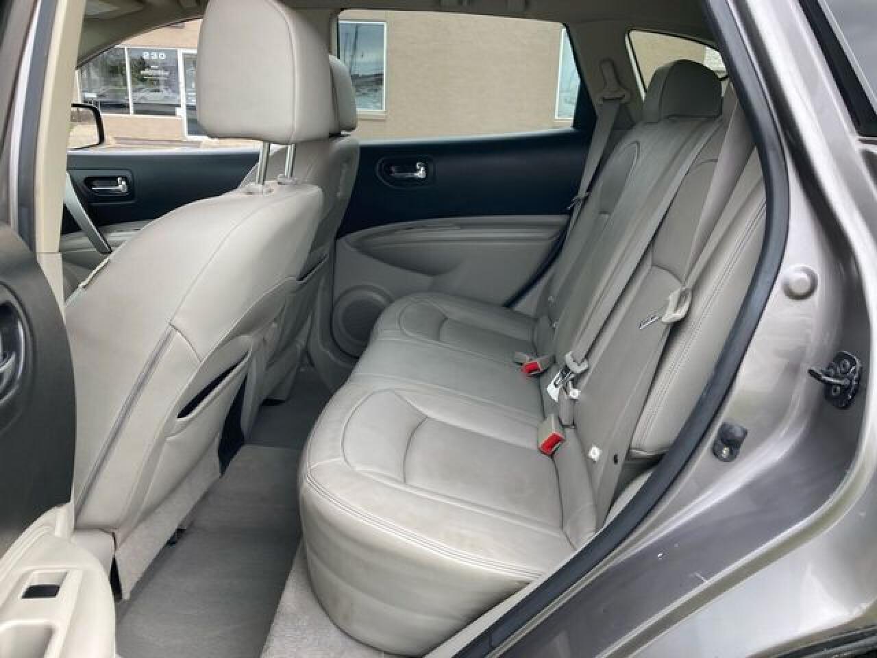 NISSAN ROGUE 2010 — 17