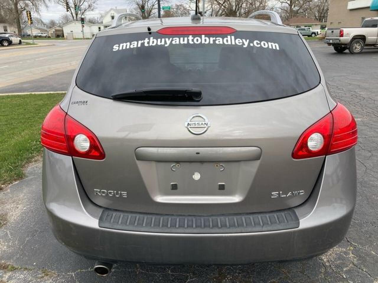 NISSAN ROGUE 2010 — 7